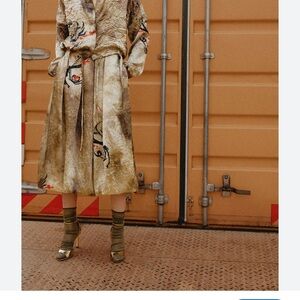 ZARA Asia Region Exclusive Limited Edition/Dragon Printed Lantern Skirt in Sz S